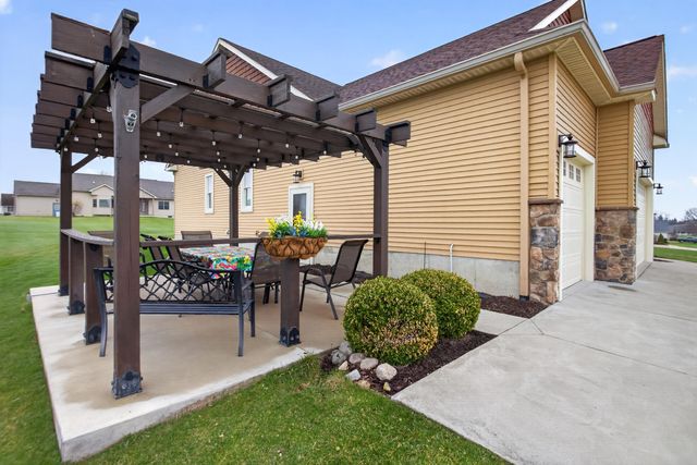 10037 Whitetail Lane, Jackson, MI 49201
