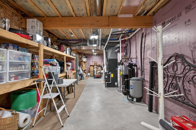 10037 Whitetail Lane, Jackson, MI 49201
