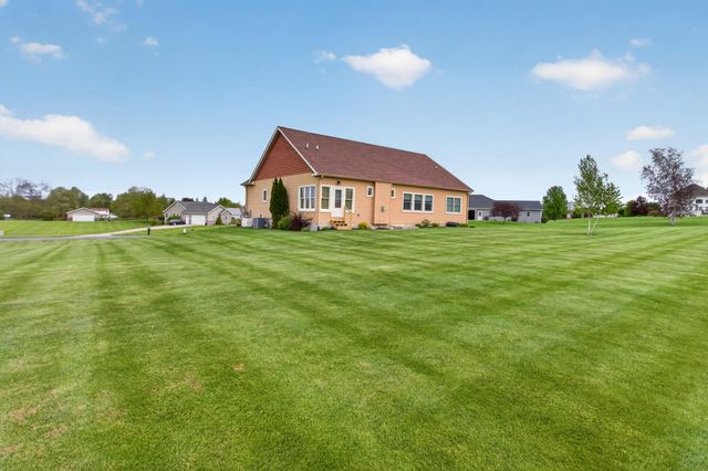 10037 Whitetail Lane, Jackson, MI 49201
