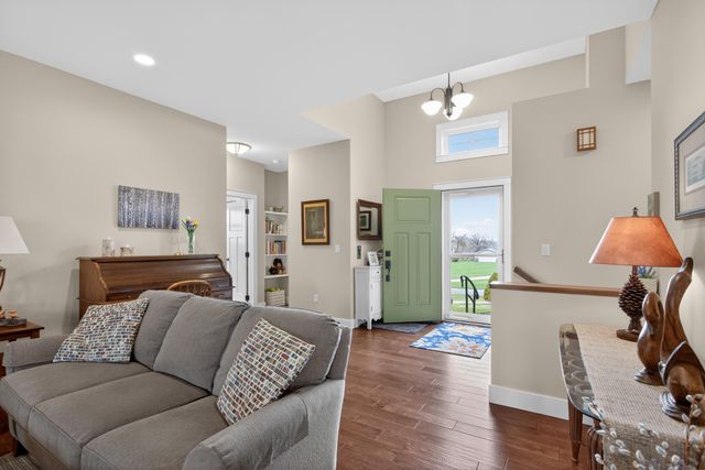 10037 Whitetail Lane, Jackson, MI 49201