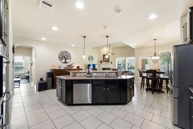 19718 W Verde Creek Circle, Cypress, TX 77433