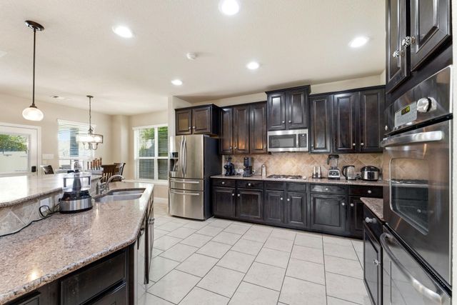 19718 W Verde Creek Circle, Cypress, TX 77433