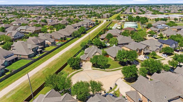 19718 W Verde Creek Circle, Cypress, TX 77433