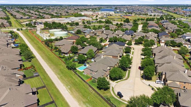 19718 W Verde Creek Circle, Cypress, TX 77433