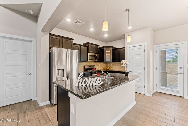 11546 Wayne Carreon Street, El Paso, TX 79927