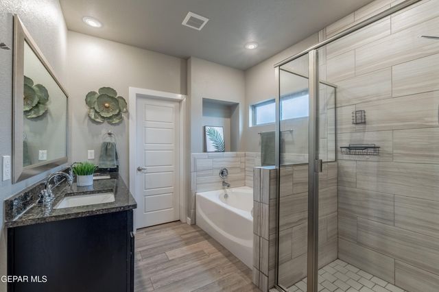 11546 Wayne Carreon Street, El Paso, TX 79927