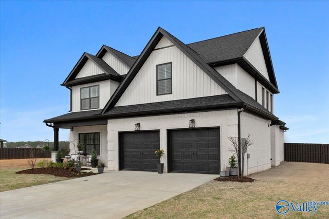 16959 Whispering Pines, Athens, AL 35611