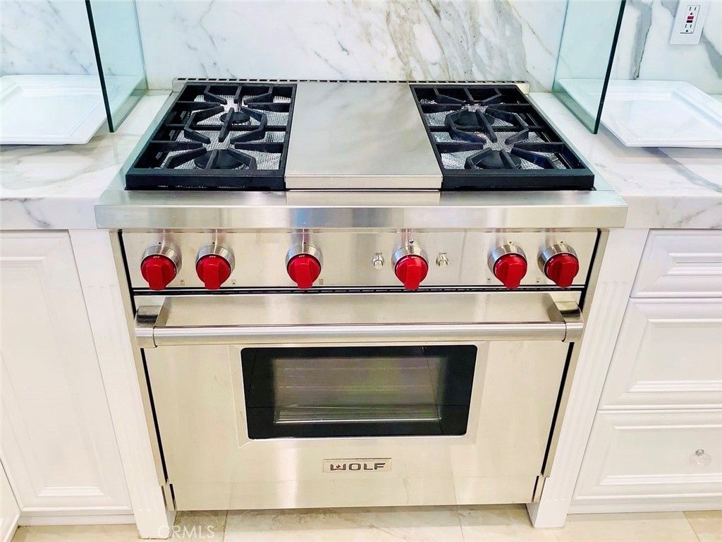 Image 14 of property listing at 2318 W 154th Street, Gardena, CA 90249