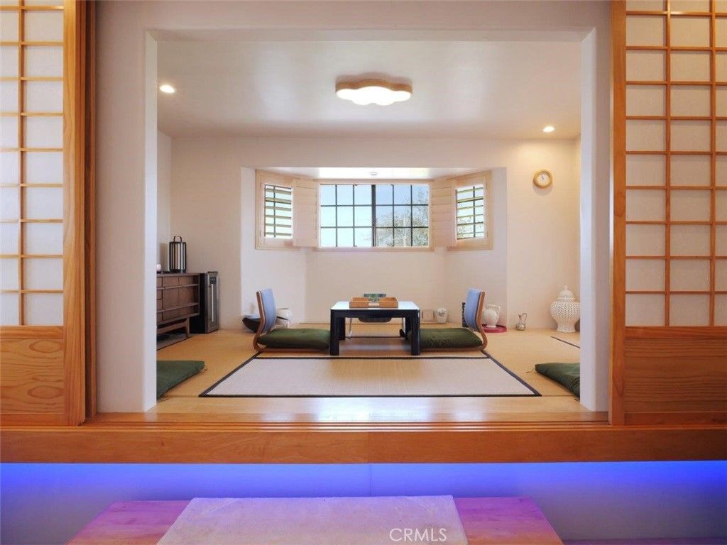 Image 23 of property listing at 2318 W 154th Street, Gardena, CA 90249