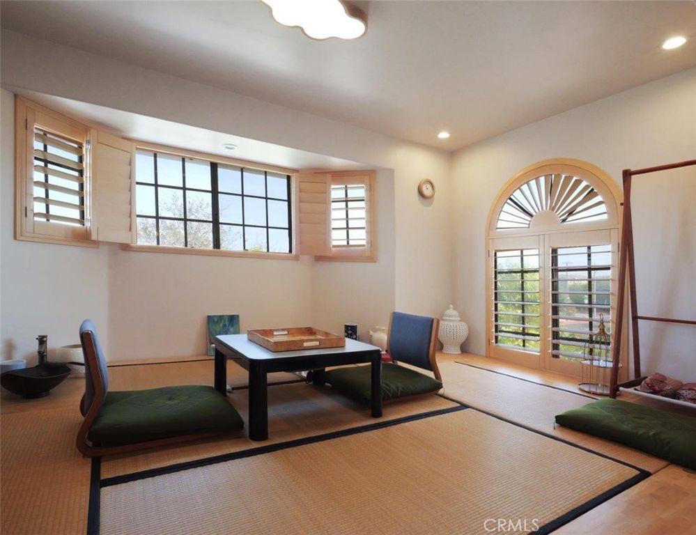 Image 25 of property listing at 2318 W 154th Street, Gardena, CA 90249