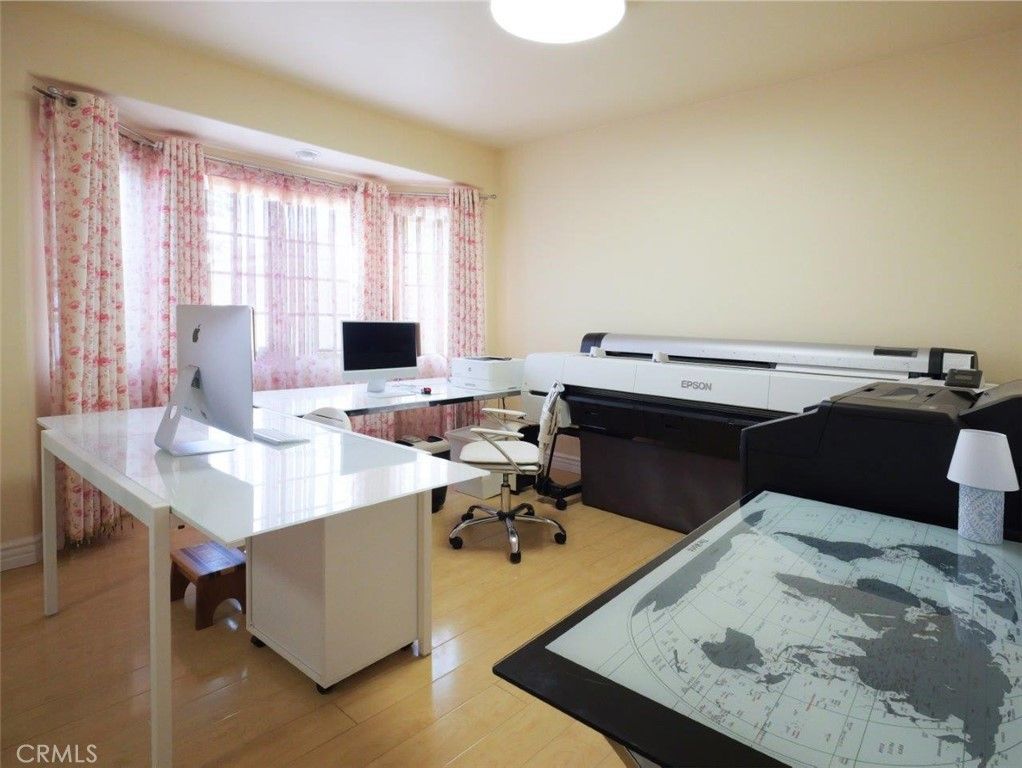 Image 37 of property listing at 2318 W 154th Street, Gardena, CA 90249