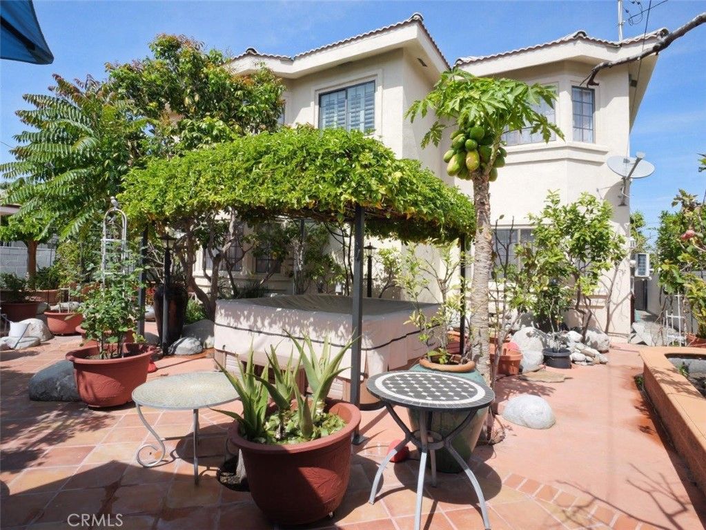 Image 42 of property listing at 2318 W 154th Street, Gardena, CA 90249