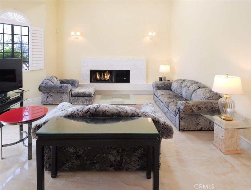 Image 8 of property listing at 2318 W 154th Street, Gardena, CA 90249