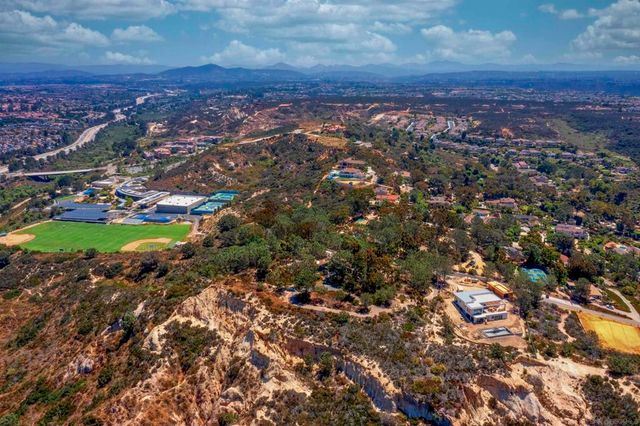 3811 Via Del Mar, San Diego, CA 92130