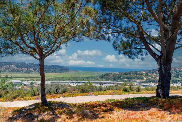 3811 Via Del Mar, San Diego, CA 92130