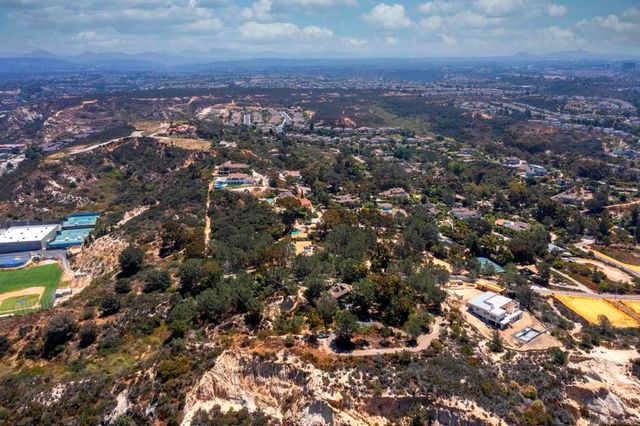 3811 Via Del Mar, San Diego, CA 92130