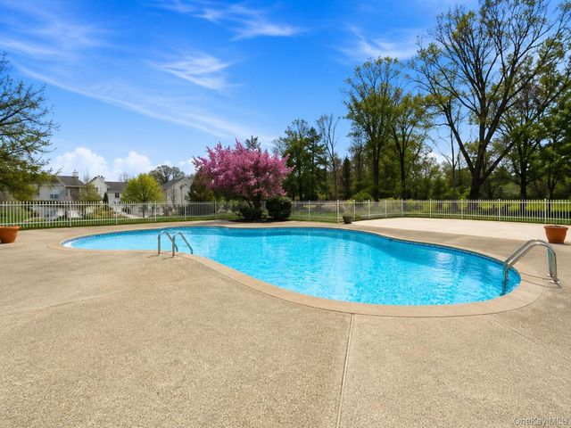 207 Cornwall Meadows Lane, Patterson, NY 12563