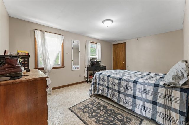 4 Evergreen Lane, Camillus, NY 13031