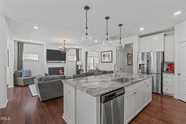 529 Oaks End Drive, Holly Springs, NC 27540