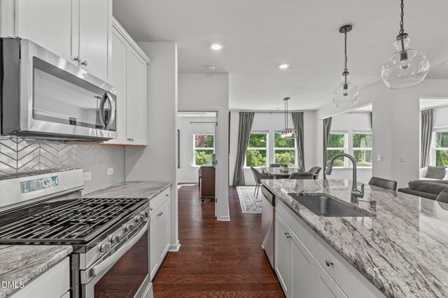529 Oaks End Drive, Holly Springs, NC 27540