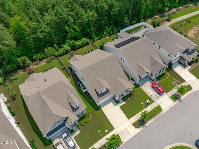 529 Oaks End Drive, Holly Springs, NC 27540