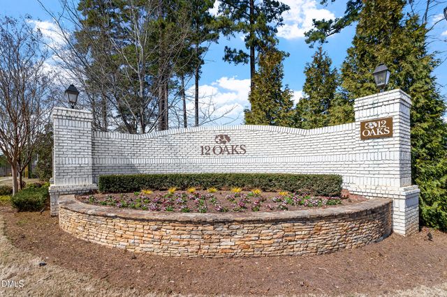 529 Oaks End Drive, Holly Springs, NC 27540