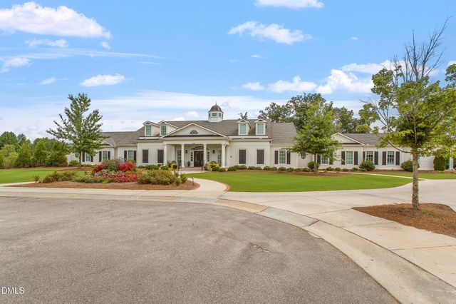 529 Oaks End Drive, Holly Springs, NC 27540