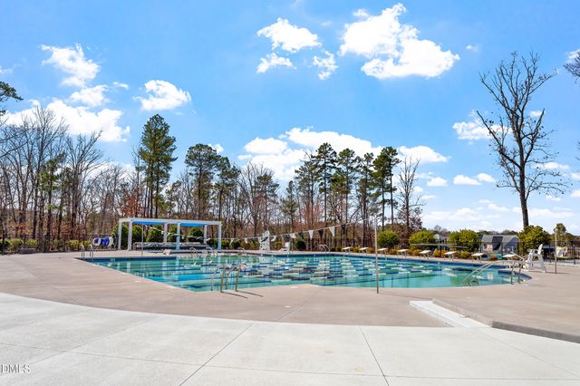 529 Oaks End Drive, Holly Springs, NC 27540