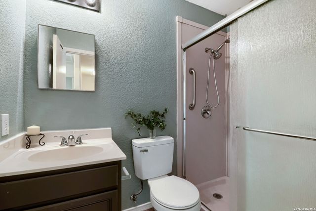 9647 SEKULA DR, San Antonio, TX 78250