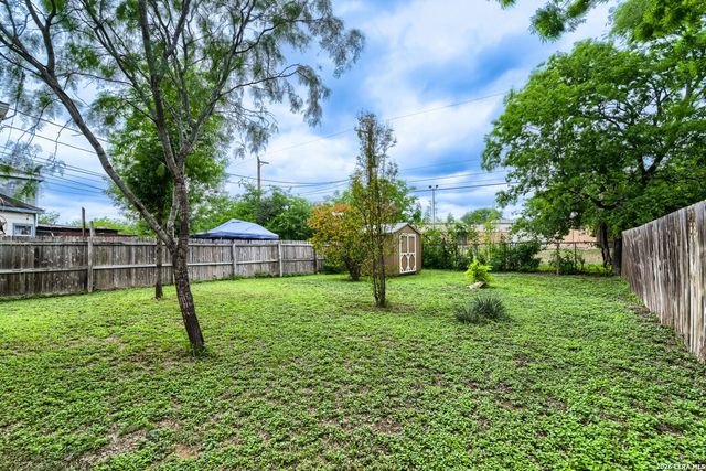 9647 SEKULA DR, San Antonio, TX 78250