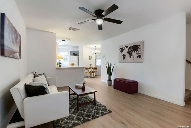 9647 SEKULA DR, San Antonio, TX 78250