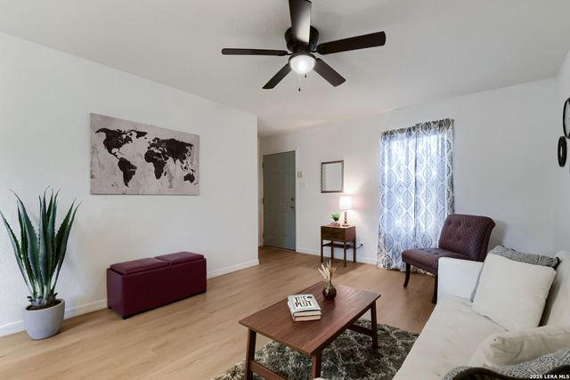 9647 SEKULA DR, San Antonio, TX 78250