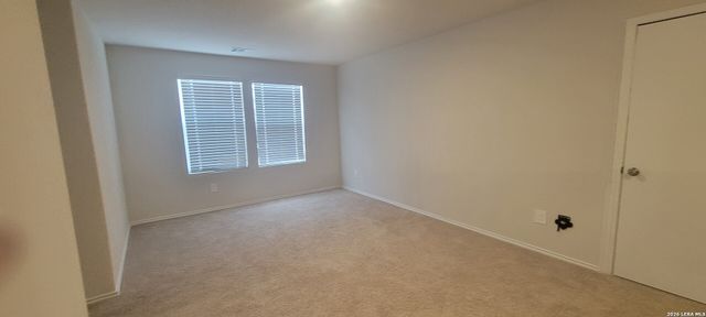 828 BAHIA PL, Seguin, TX 78155