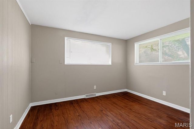 2314 Collett Drive, St Louis, MO 63136