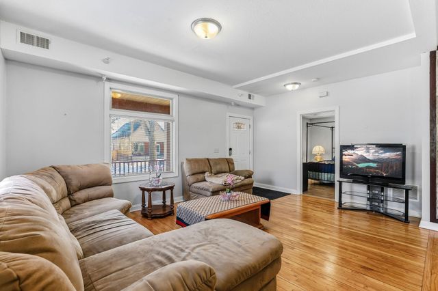 2827 Bryant Avenue N 1, Minneapolis, MN 55411