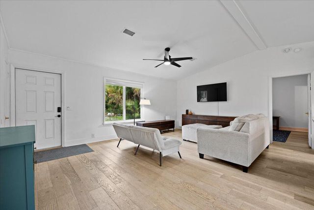 15915 91st Terrace N, Jupiter, FL 33478