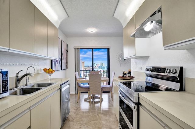 1201 S Ocean Dr 904N, Hollywood, FL 33019