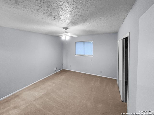 1017 Evening Dun, San Antonio, TX 78213