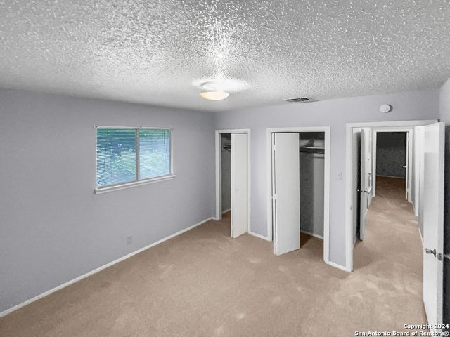 1017 Evening Dun, San Antonio, TX 78213