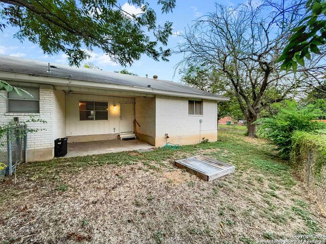 1017 Evening Dun, San Antonio, TX 78213
