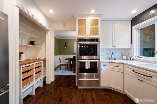 3123 240th Avenue NE, Sammamish, WA 98074