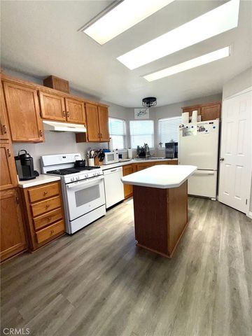 6301 Warner Avenue 40, Huntington Beach, CA 92647