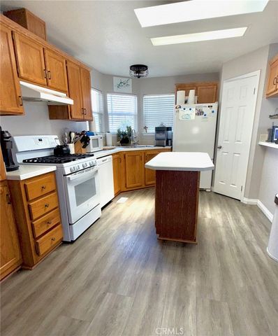 6301 Warner Avenue 40, Huntington Beach, CA 92647