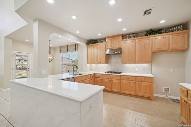 3411 Highline Trl, San Antonio, TX 78261