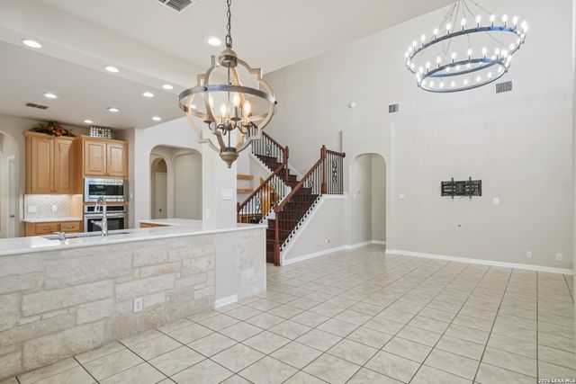 3411 Highline Trl, San Antonio, TX 78261