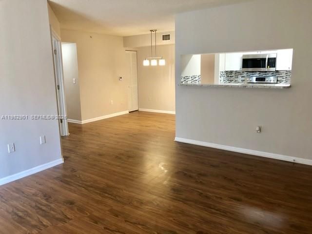 4852 N State Road 7 3106, Coconut Creek, FL 33073