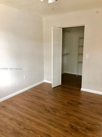 4852 N State Road 7 3106, Coconut Creek, FL 33073