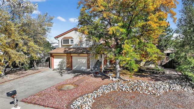 7550 Painted Rock Drive, Colorado Springs, CO 80911