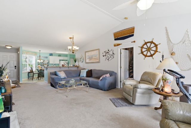 274 Vermillion Dr., Little River, SC 29566