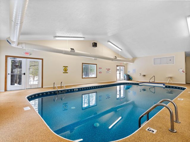 2189 Hammond Place E, Garfield Twp, MI 49686